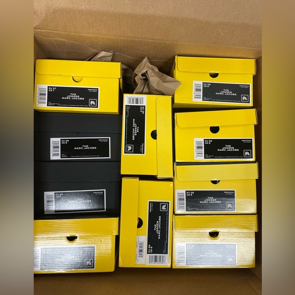 NWB Marc Jacobs The Jogger Neon Yellow sneakers - Authentic - Picture 4 of 5